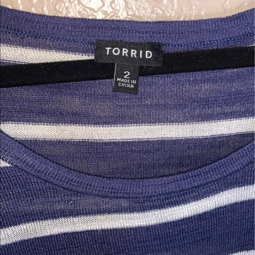 Torrid STRIPED SHARKBITE SWEATER - Picture 4 of 6
